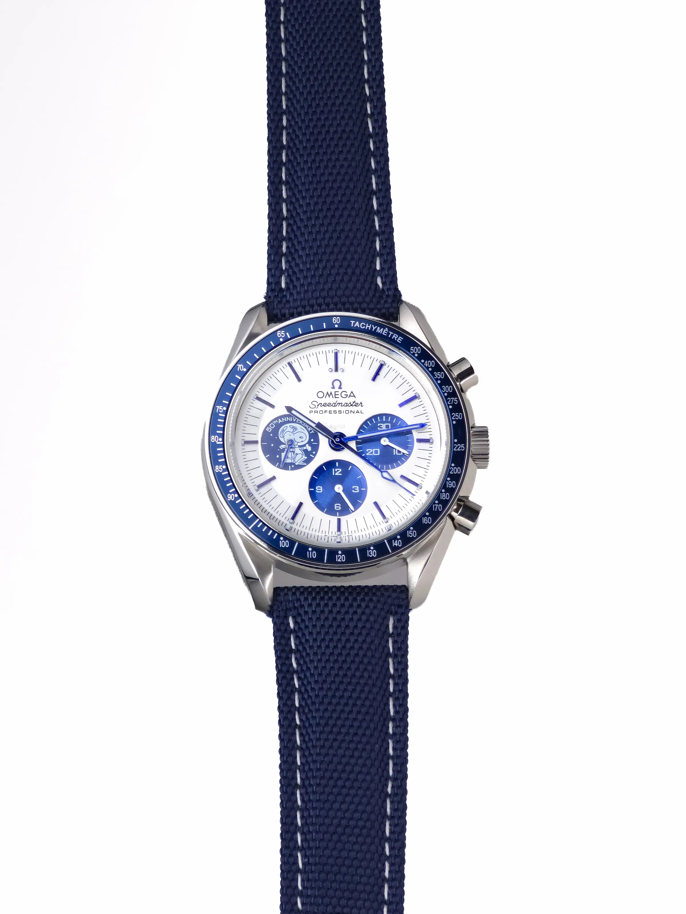 Speedmaster Professional Silver Snoopy Award