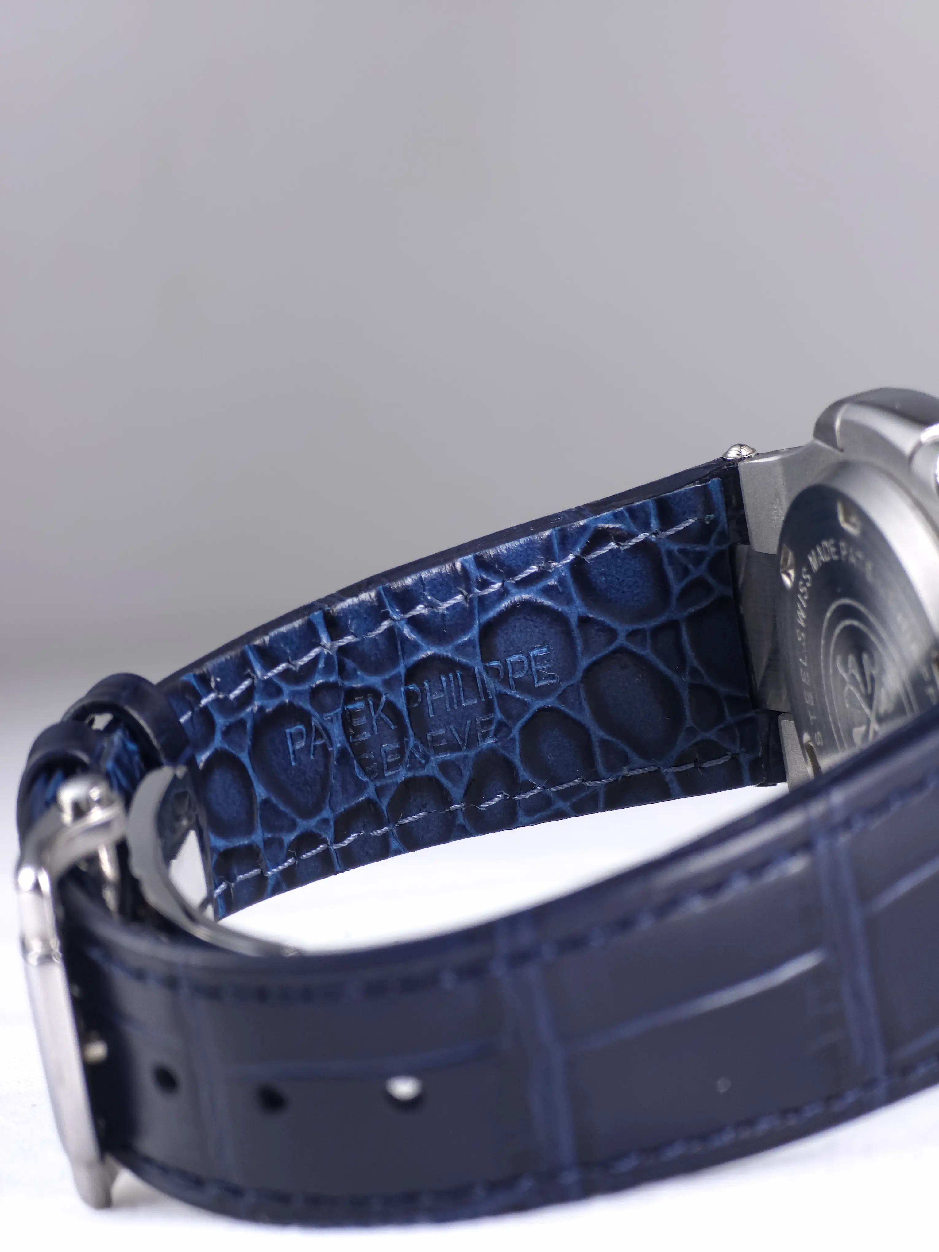 Patek Philippe Nautilus leather strap — photo 3