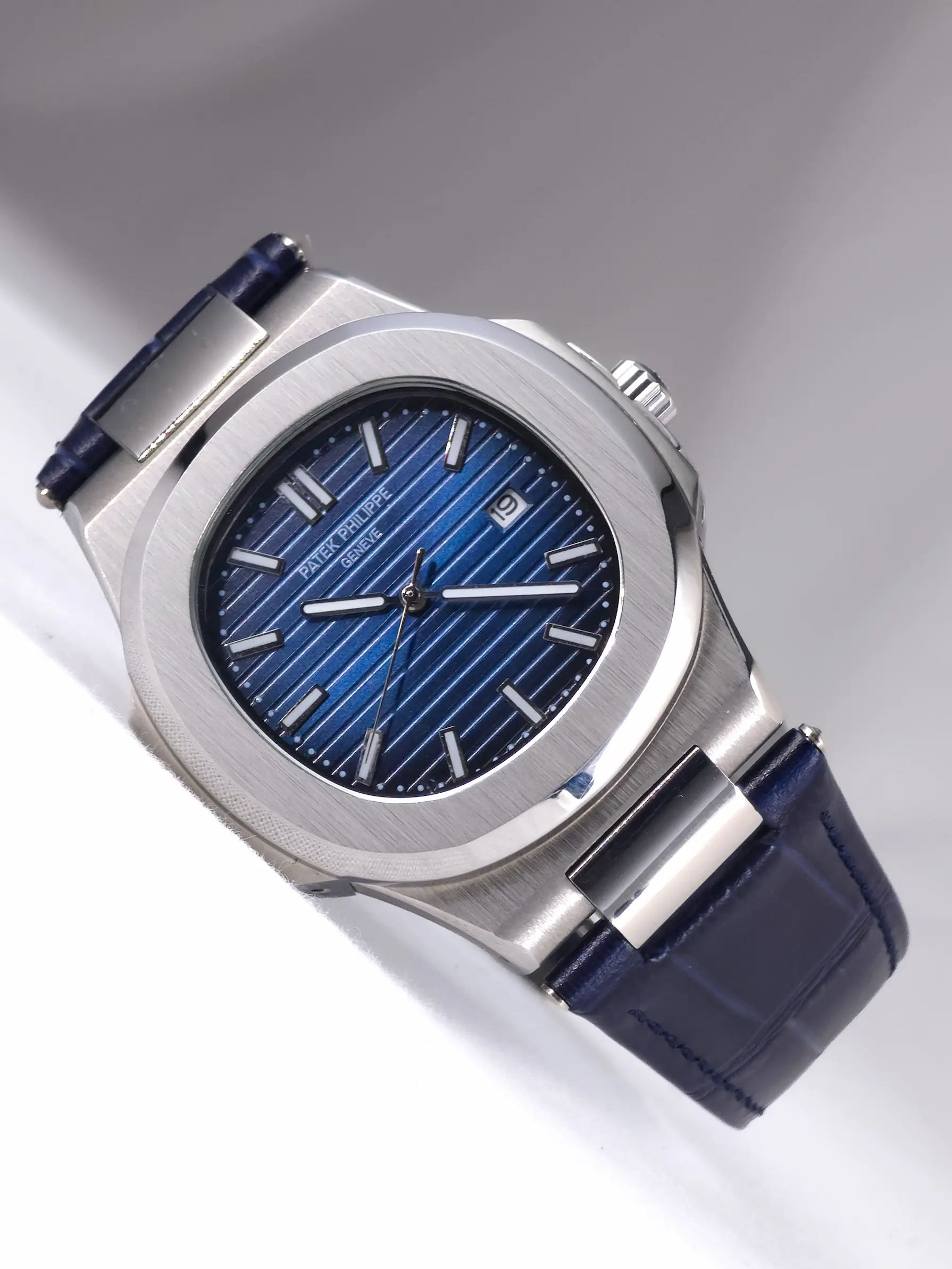 Patek Philippe Nautilus leather strap — photo 2