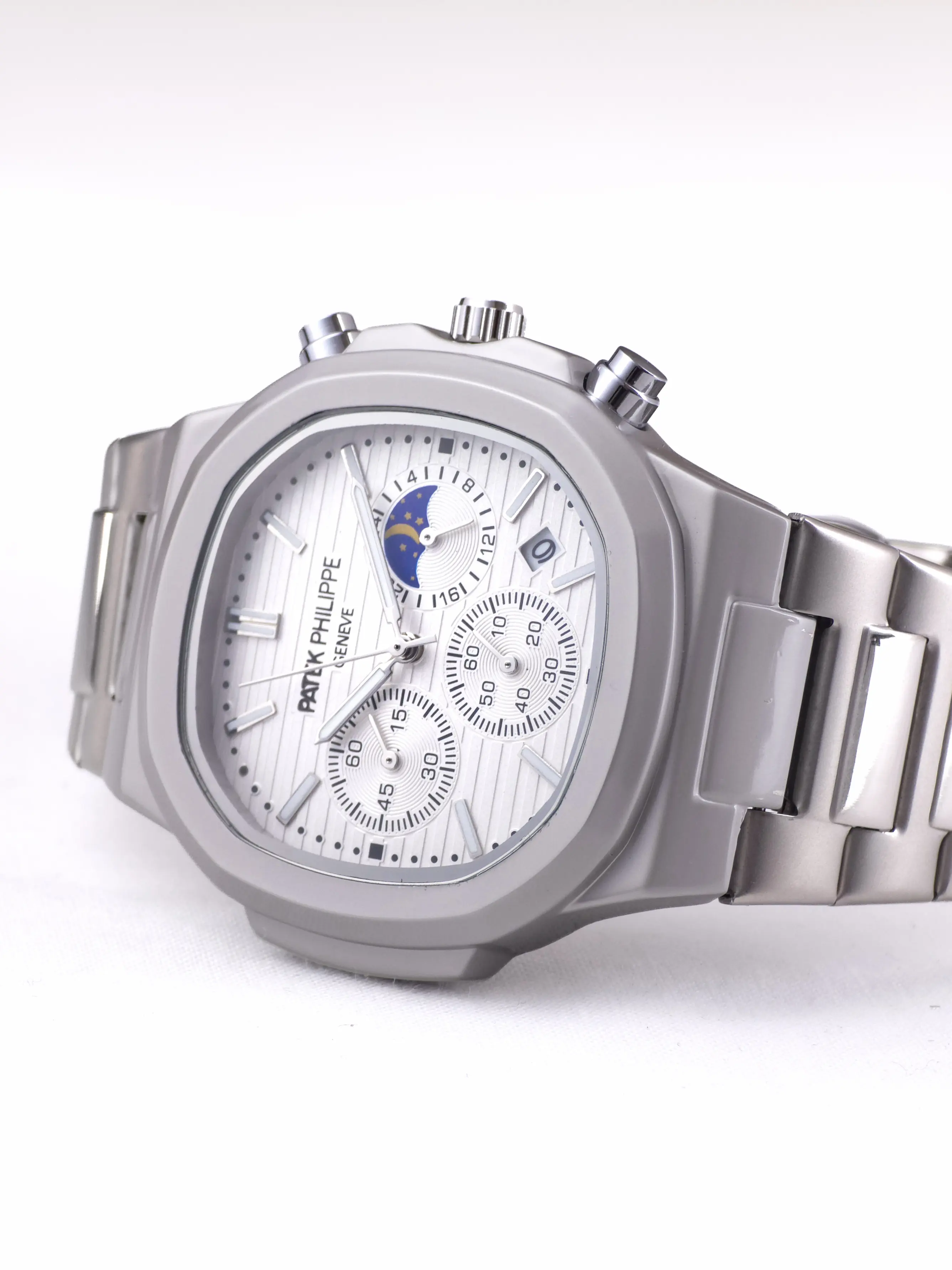 Patek Philippe Nautilus Grand — photo 2
